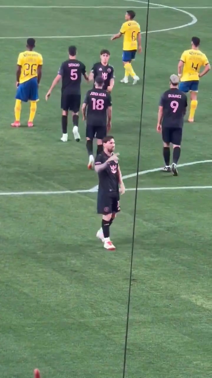 png电子平台这啥意思😂梅西进球后又有新庆祝动作🤌