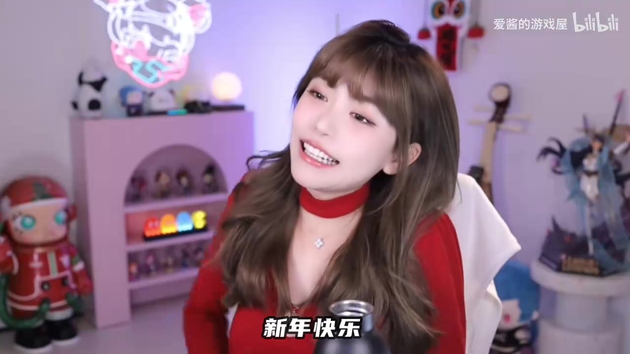 png电子平台你想表达啥？前LPL解说周淑怡透露：大年初一来大姨妈 气的直爆粗口！