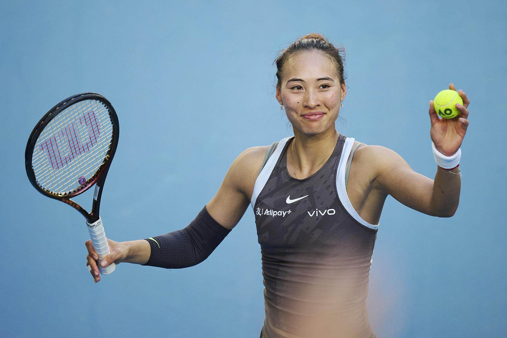 郑钦文又换帅，前法网冠军科斯塔加入团队