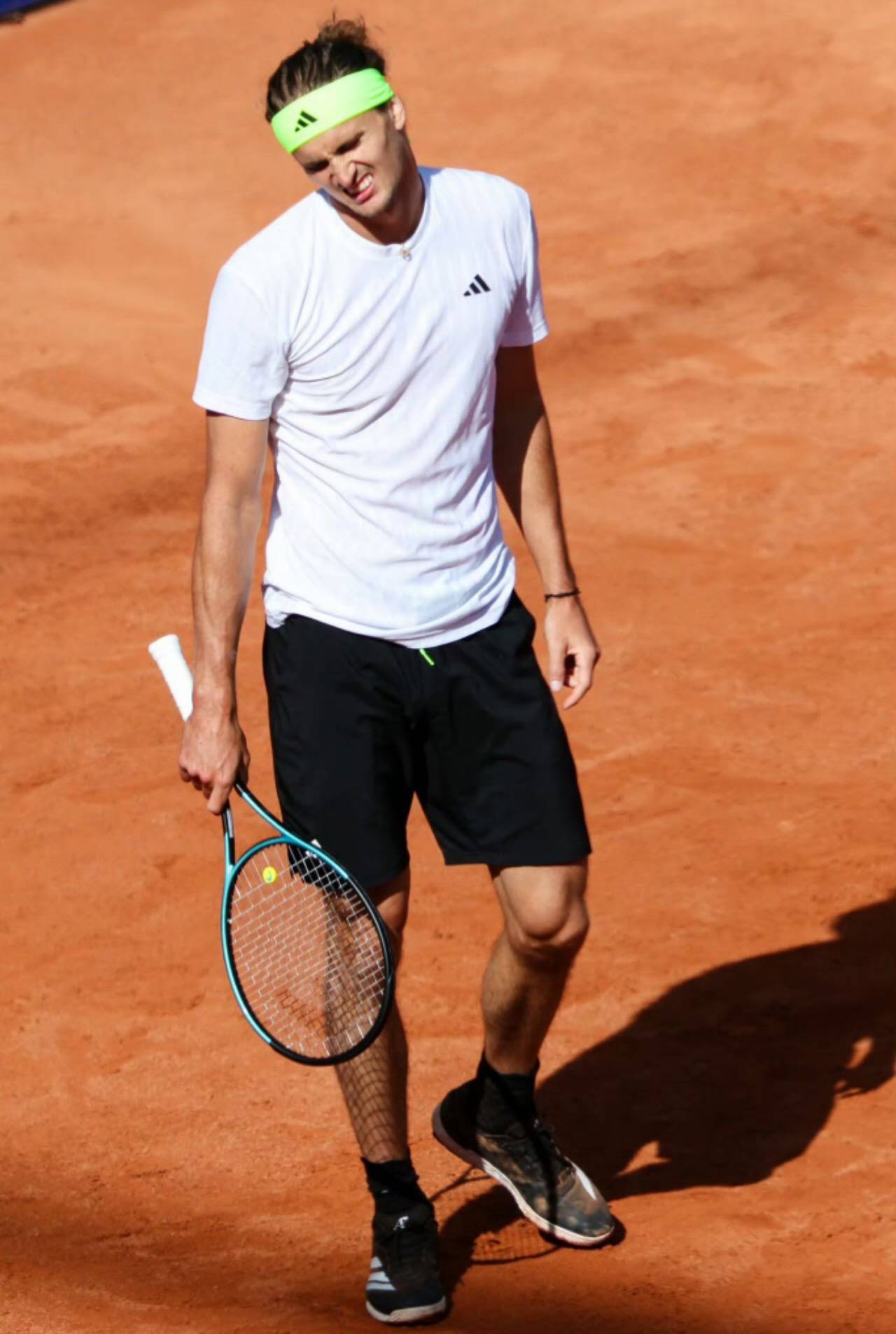 法网夺冠赔率更新：郑钦文仅位列第六引争议，西西帕斯都能入围？